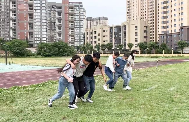 西安职业高中运动会