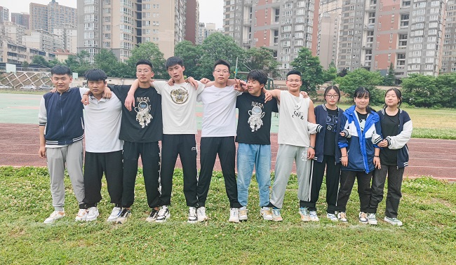 西安职业高中运动会