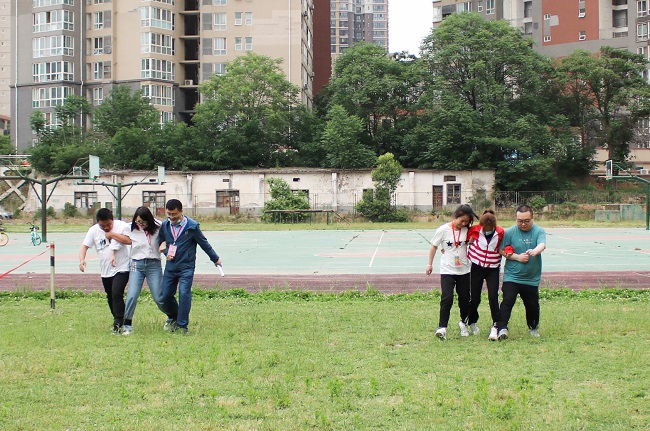 西安职业高中运动会