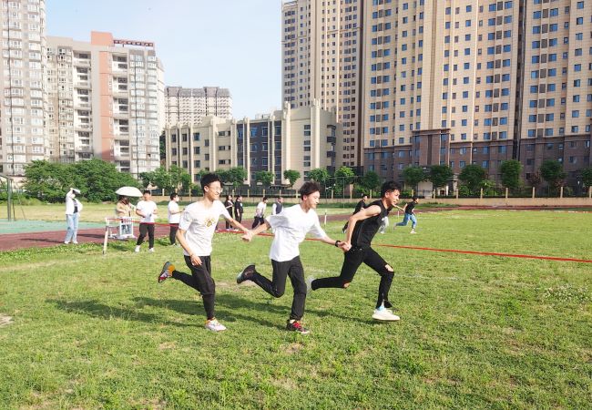 西安职业高中运动会