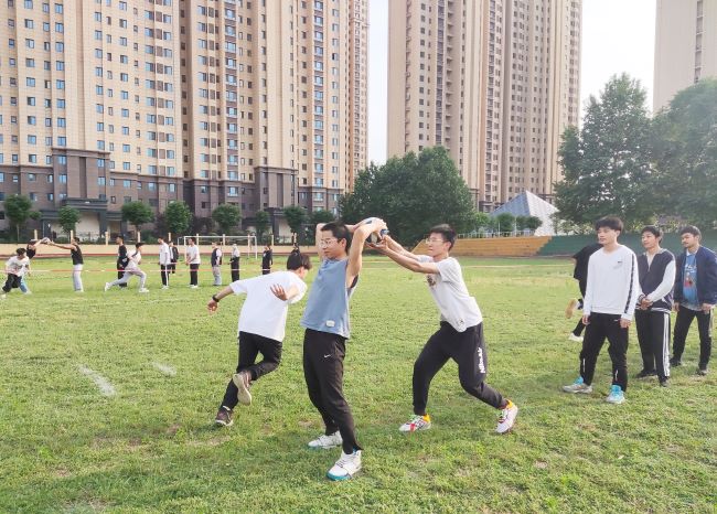 西安职业高中运动会