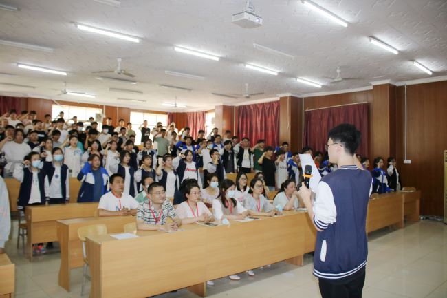 西安职业高中